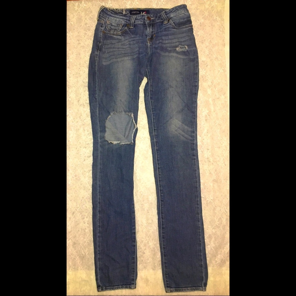Juniors Just USA Ripped Skinny Jeans